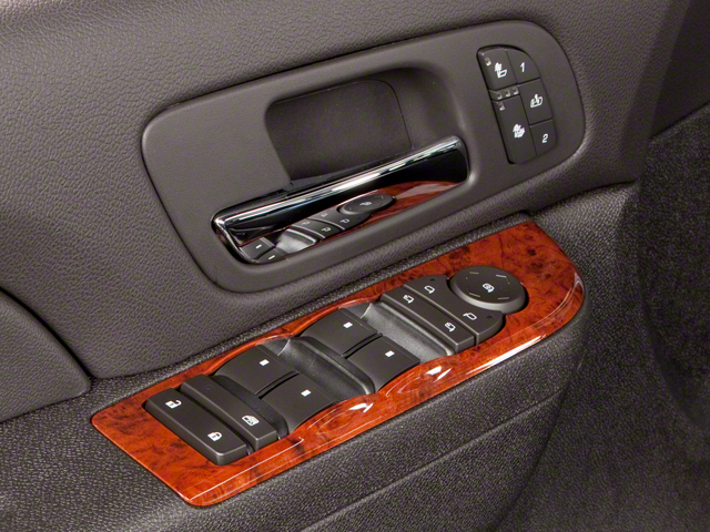 2011 GMC Yukon SLE