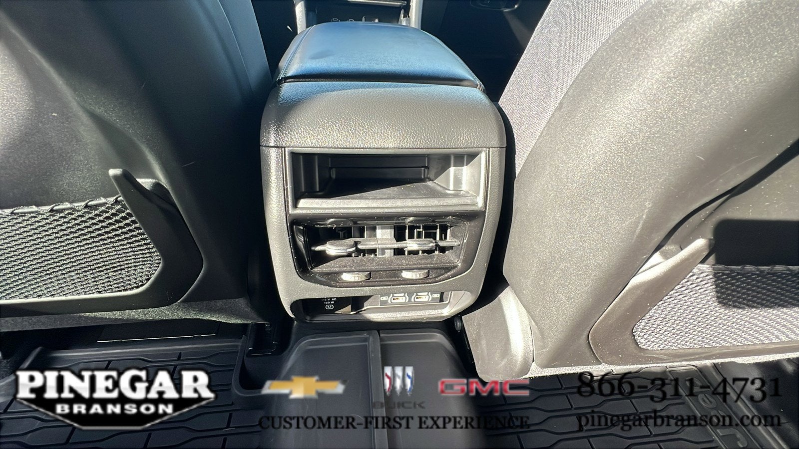 2024 Jeep Grand Cherokee Laredo X