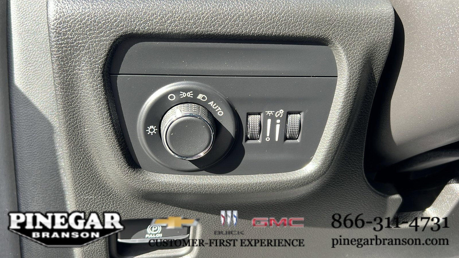 2024 Jeep Grand Cherokee Laredo X