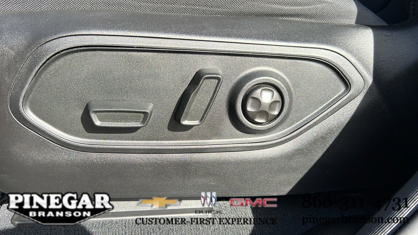 2024 Jeep Grand Cherokee Laredo X