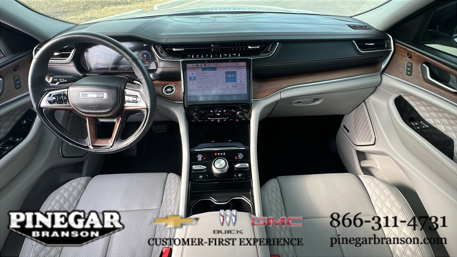 2022 Jeep Grand Cherokee Summit