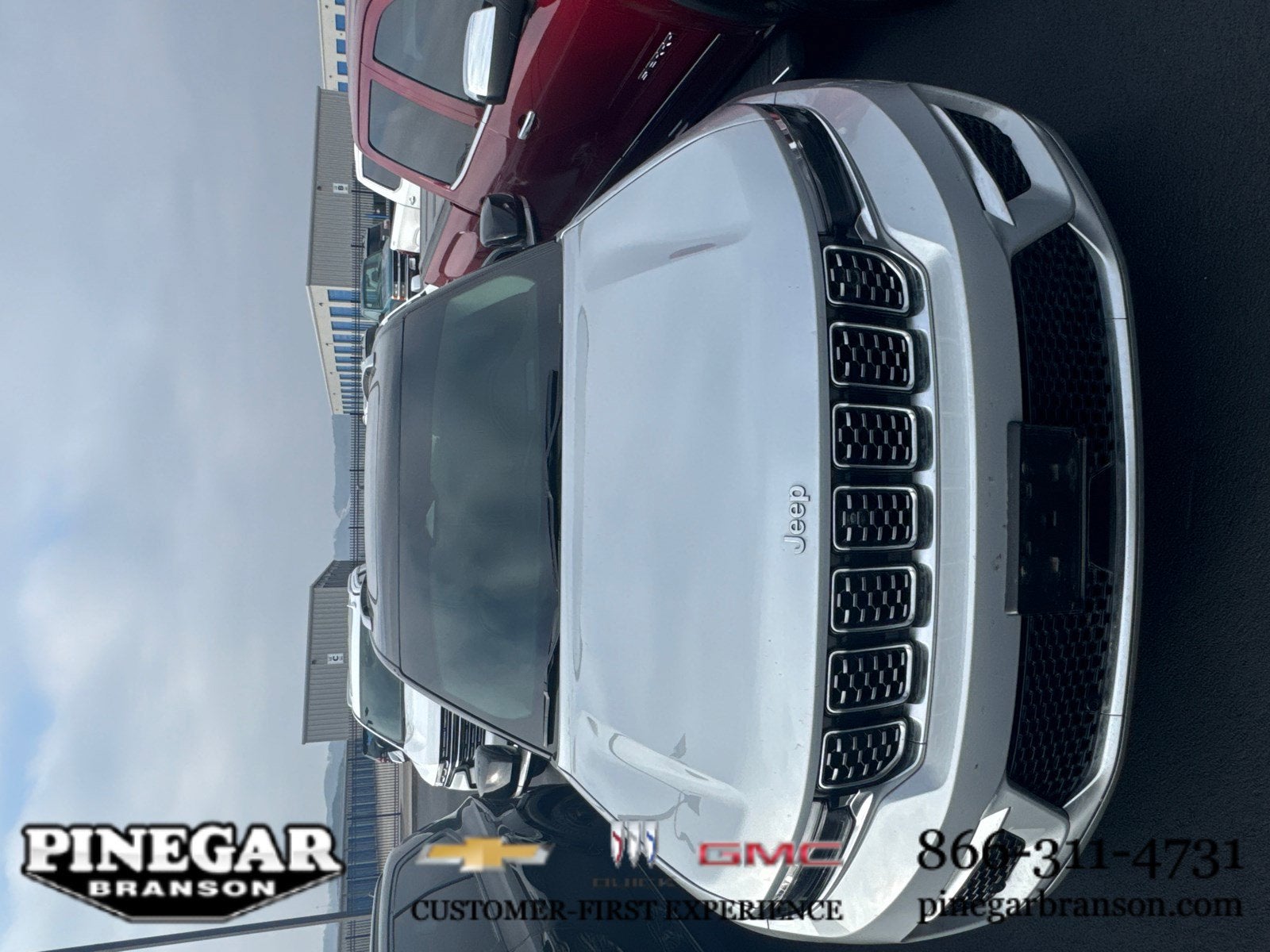 2022 Jeep Grand Cherokee Summit