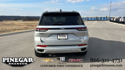 2022 Jeep Grand Cherokee Summit