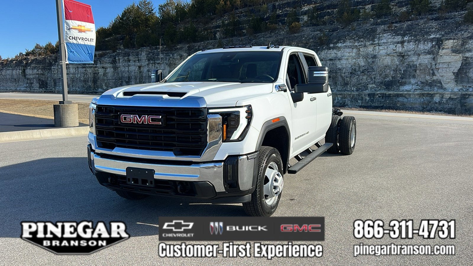 2026 GMC Sierra 3500 HD Chassis Cab Pro