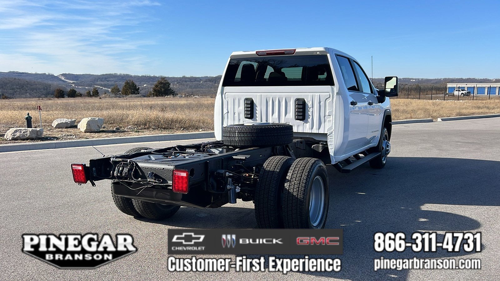 2026 GMC Sierra 3500 HD Chassis Cab Pro
