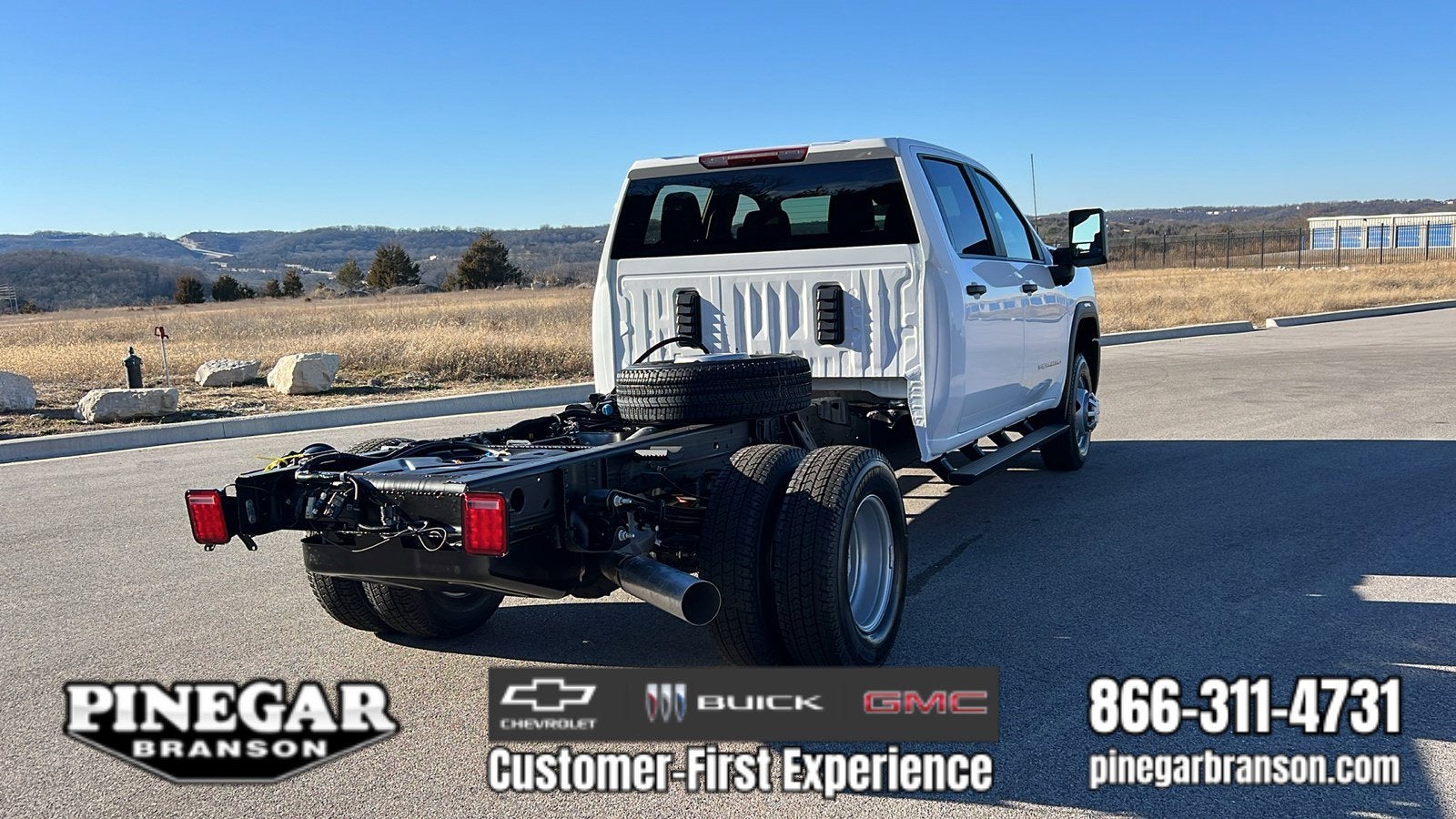 2026 GMC Sierra 3500 HD Chassis Cab Pro