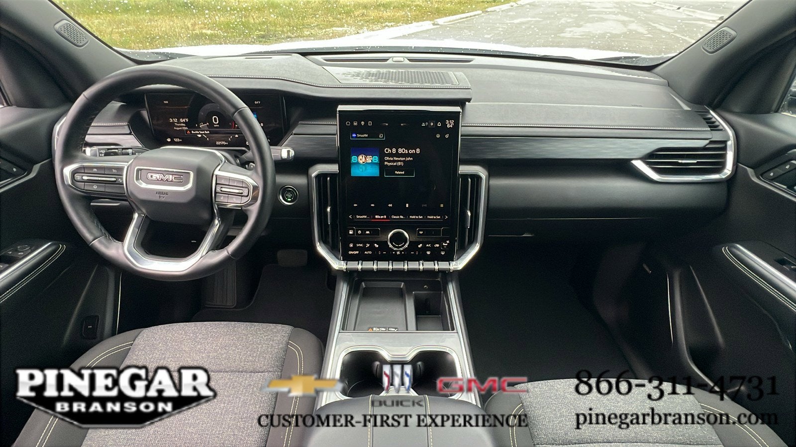 2025 GMC Acadia Elevation