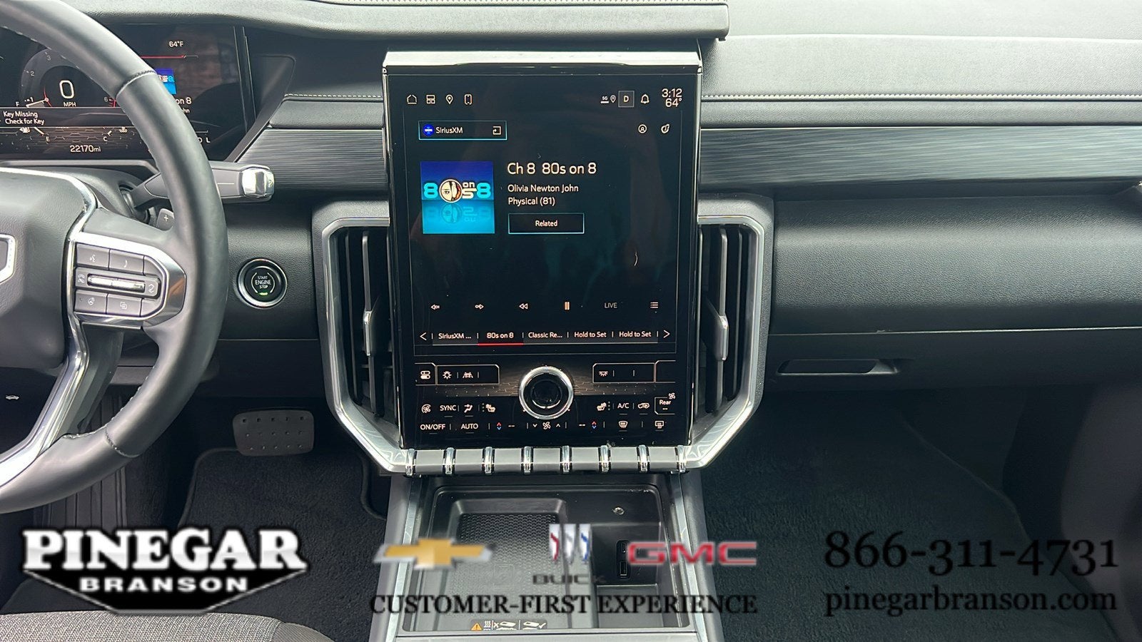 2025 GMC Acadia Elevation