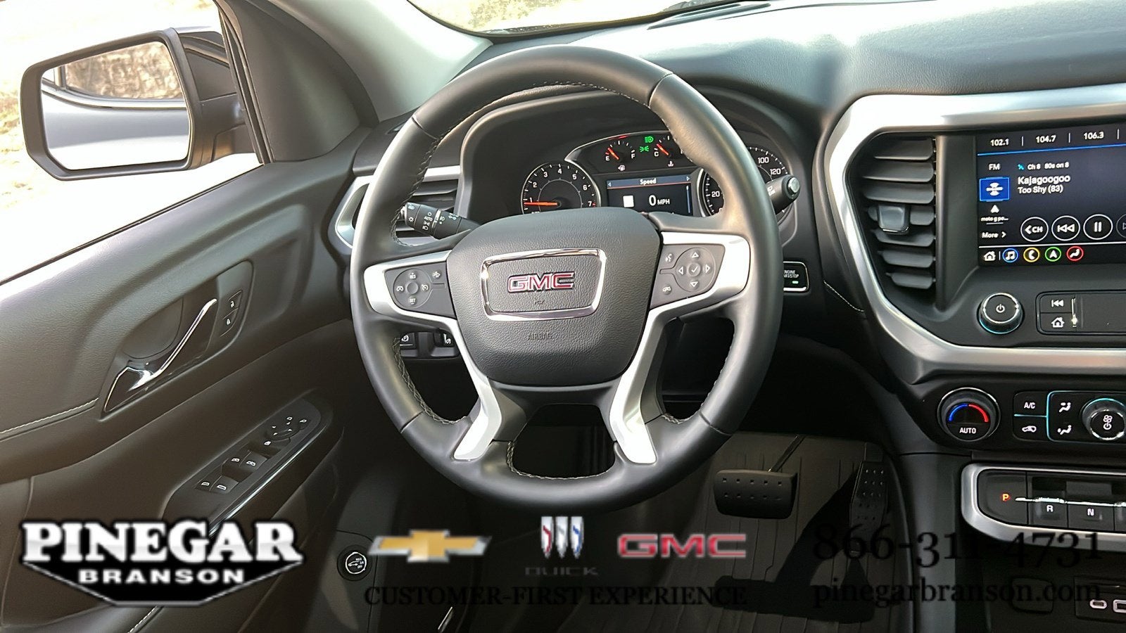 2023 GMC Acadia SLT
