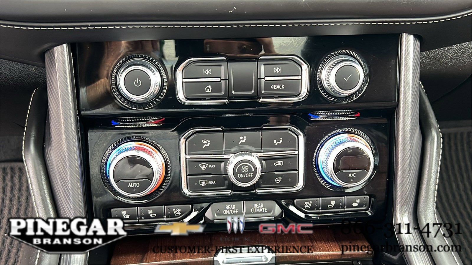 2024 GMC Yukon Denali Ultimate