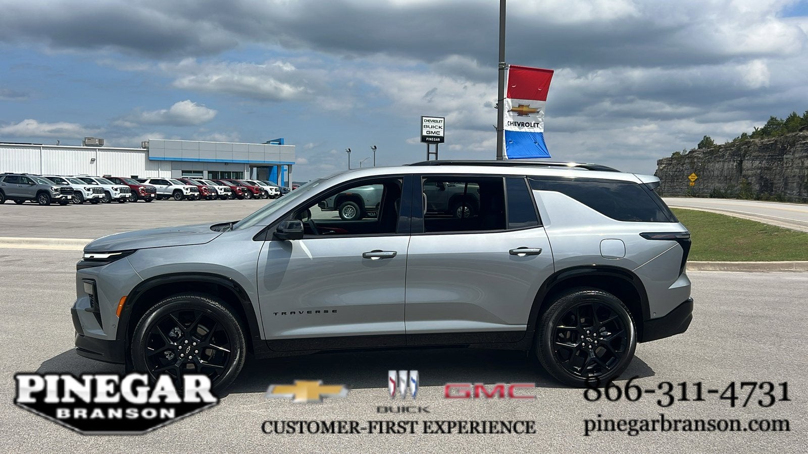 2024 Chevrolet Traverse RS