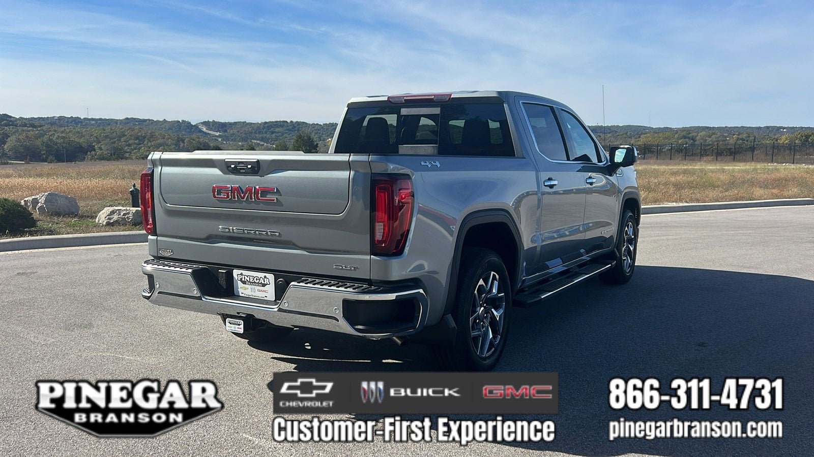 2026 GMC Sierra 1500 SLT