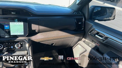 2025 GMC Sierra 1500 AT4