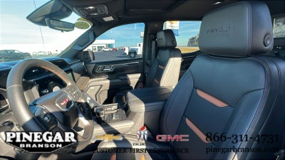 2025 GMC Sierra 1500 AT4