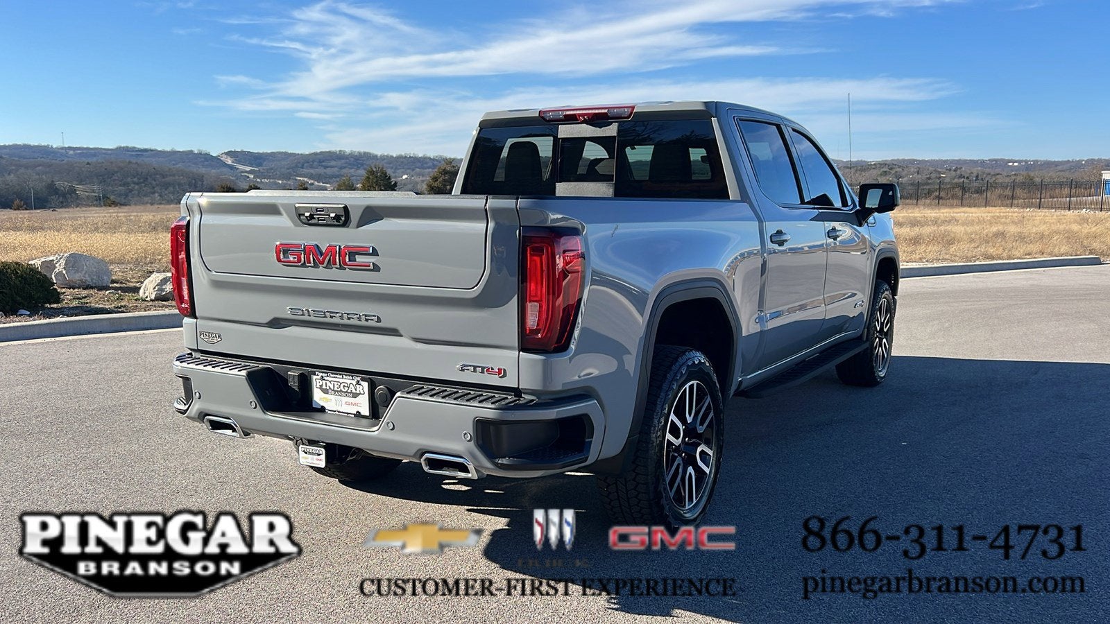 2025 GMC Sierra 1500 AT4