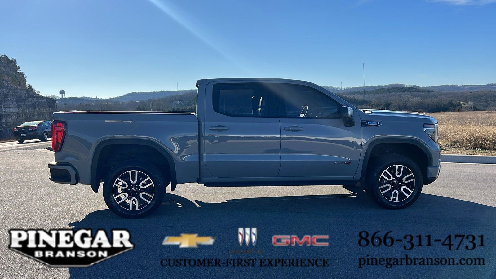 2025 GMC Sierra 1500 AT4