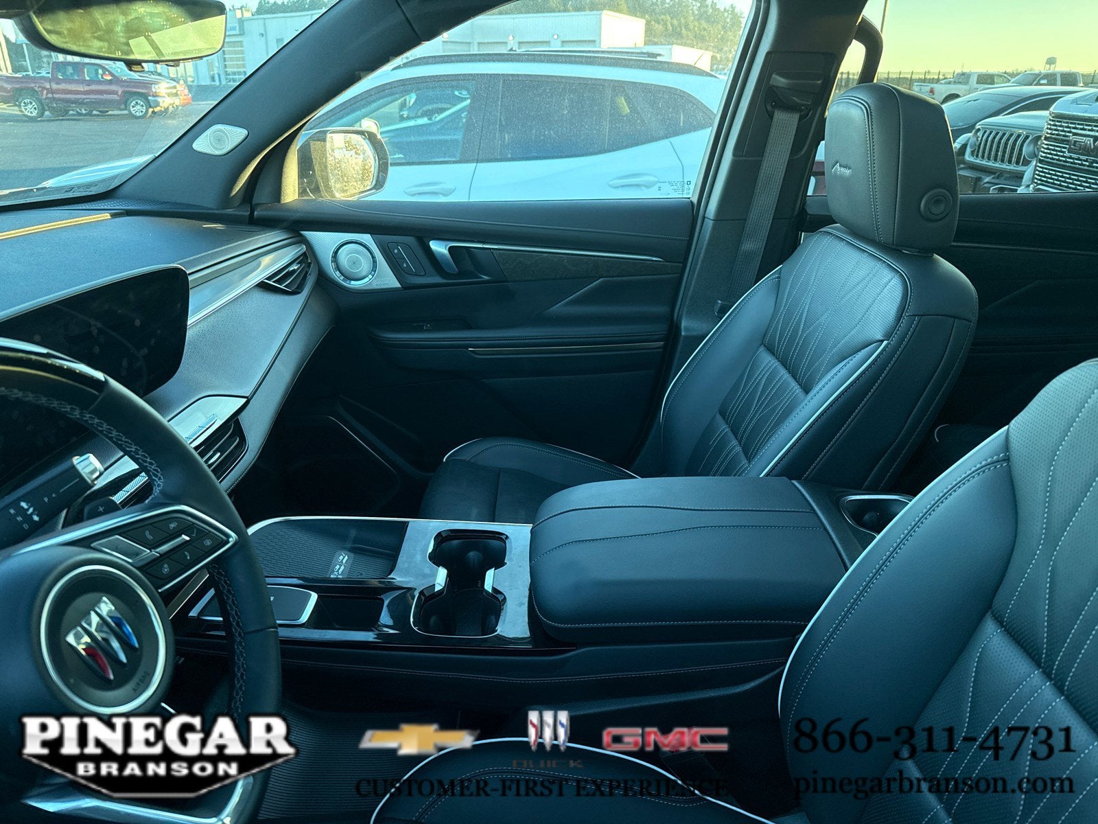 2025 Buick Enclave Avenir