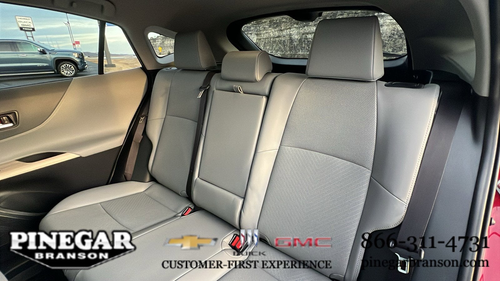 2024 Toyota Venza LE