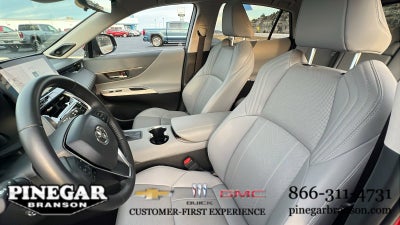 2024 Toyota Venza LE