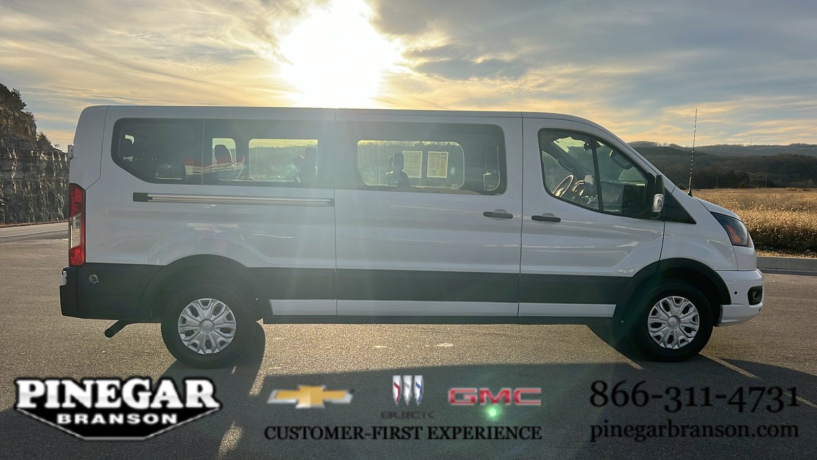 2024 Ford Transit Passenger Wagon XL