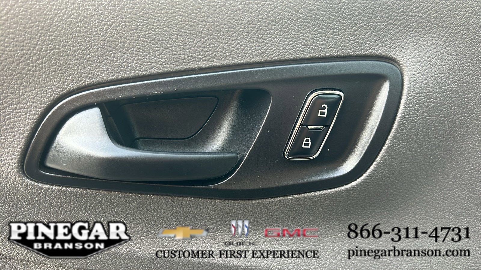 2023 Ford Transit Passenger Wagon XL