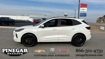 2024 Ford Escape ST-Line Elite