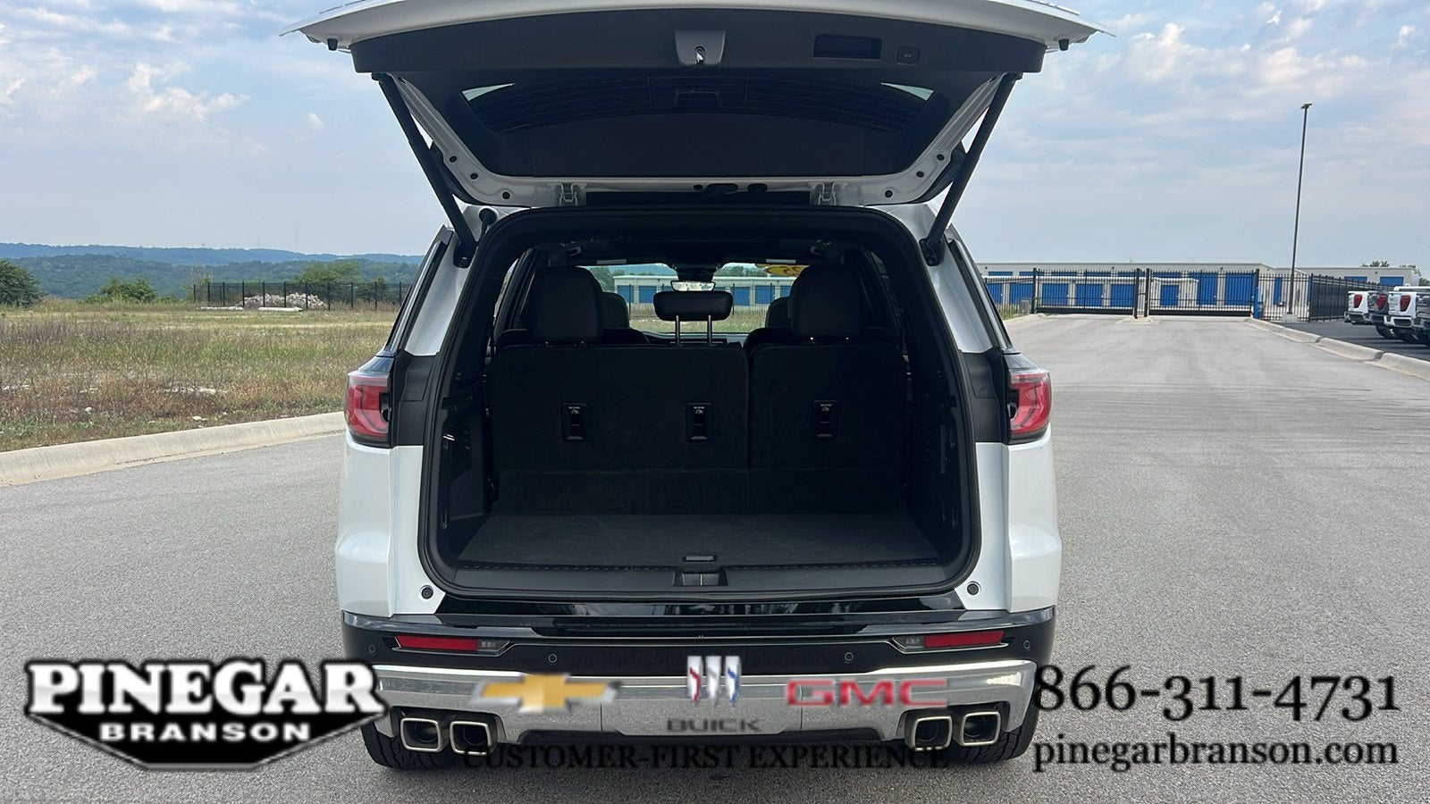 2025 GMC Acadia Denali
