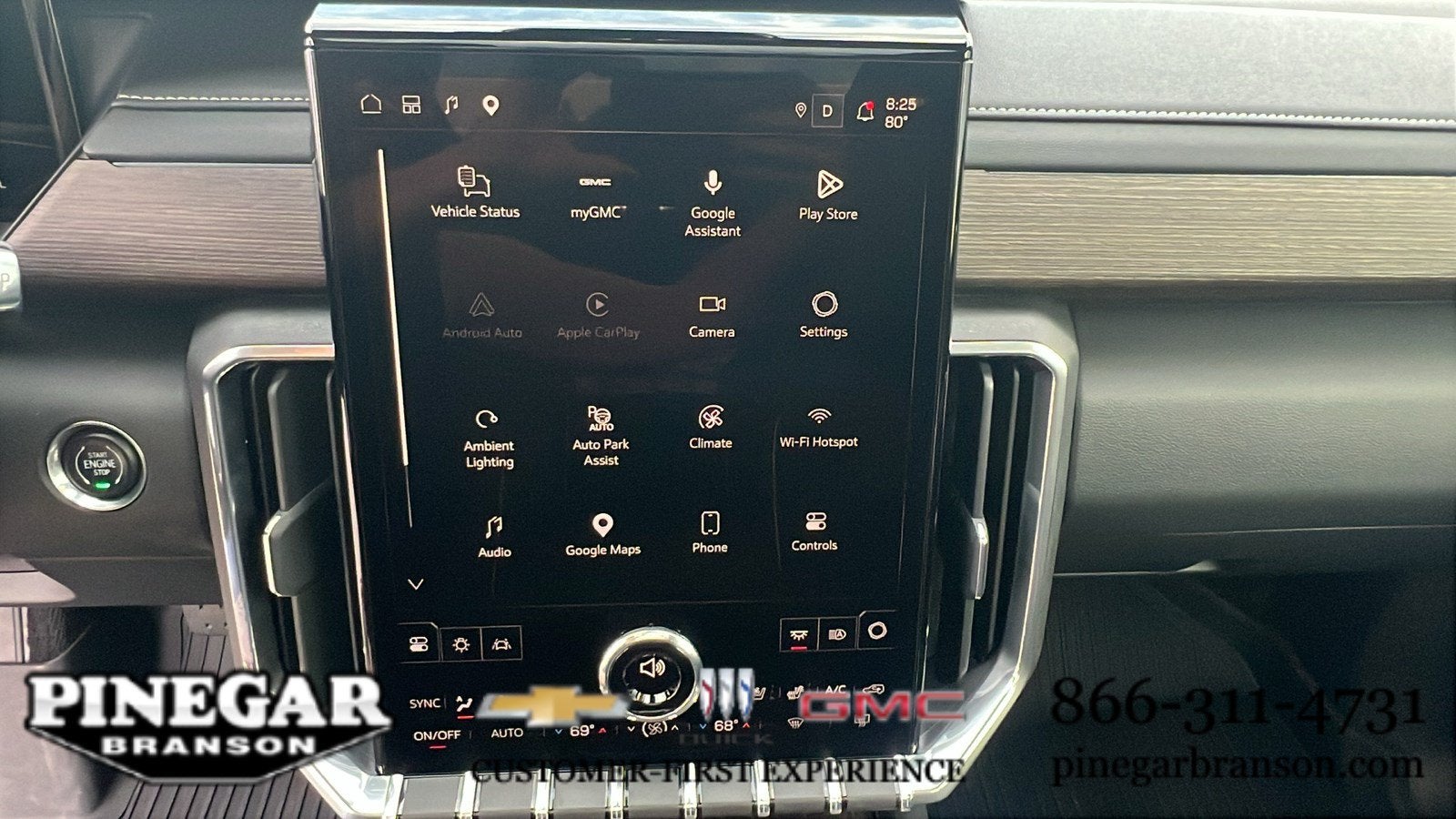 2025 GMC Acadia Denali