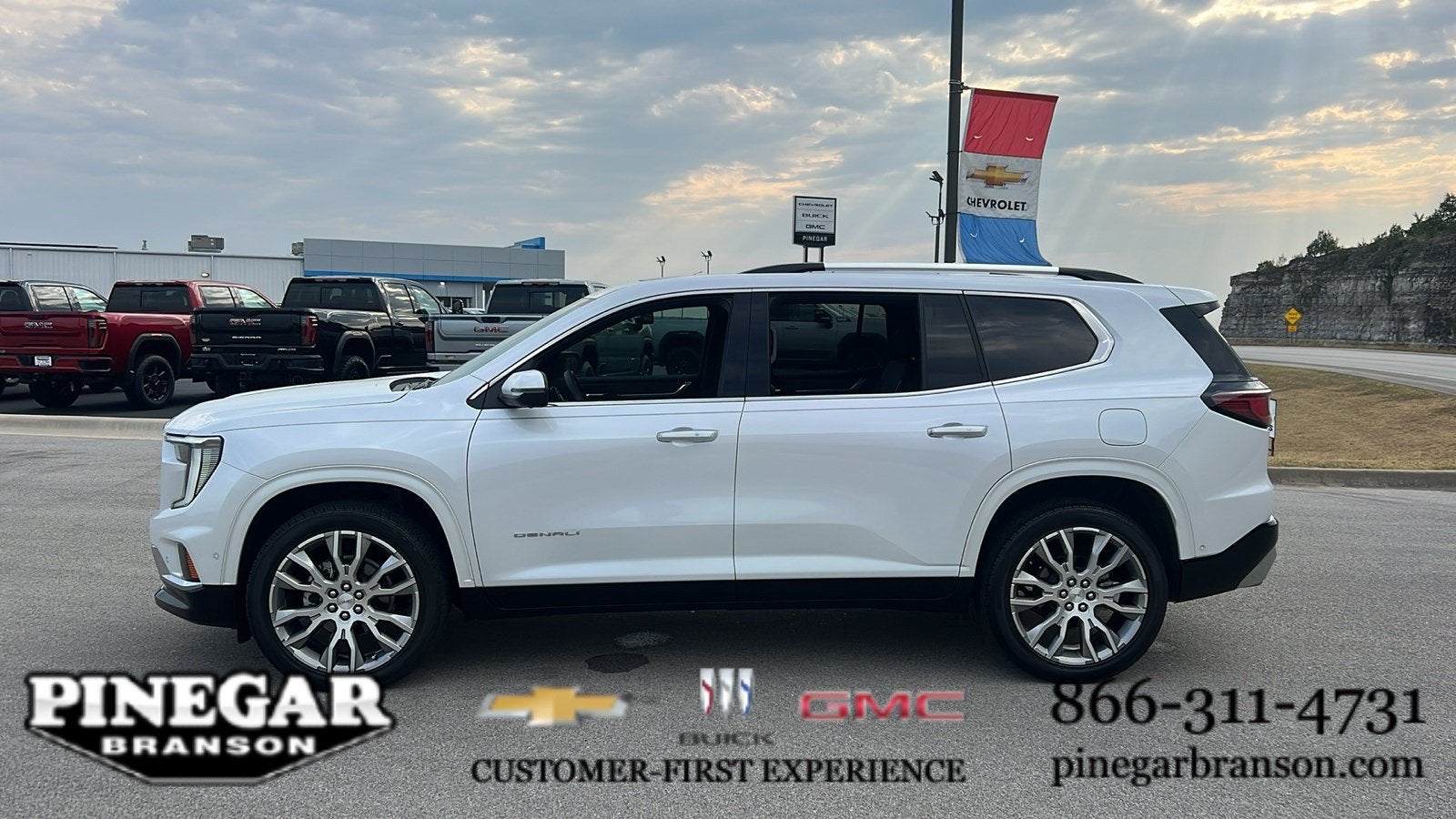 2025 GMC Acadia Denali