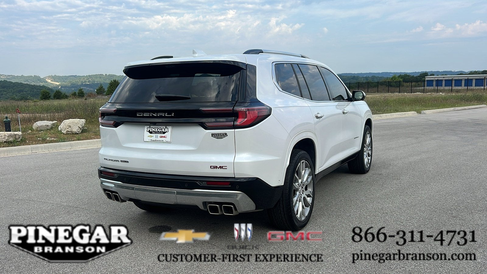 2025 GMC Acadia Denali