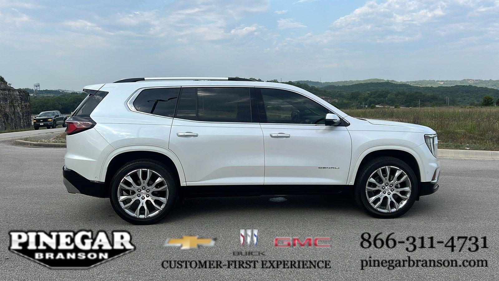 2025 GMC Acadia Denali