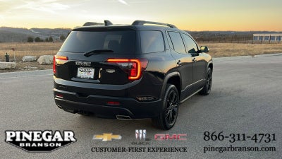 2023 GMC Acadia SLT