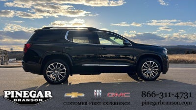 2023 GMC Acadia Denali