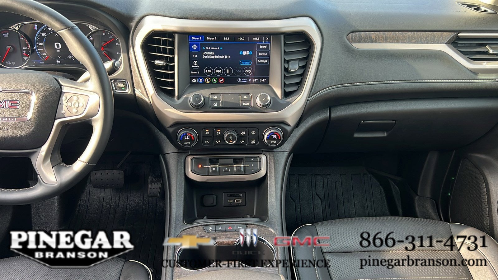 2023 GMC Acadia Denali