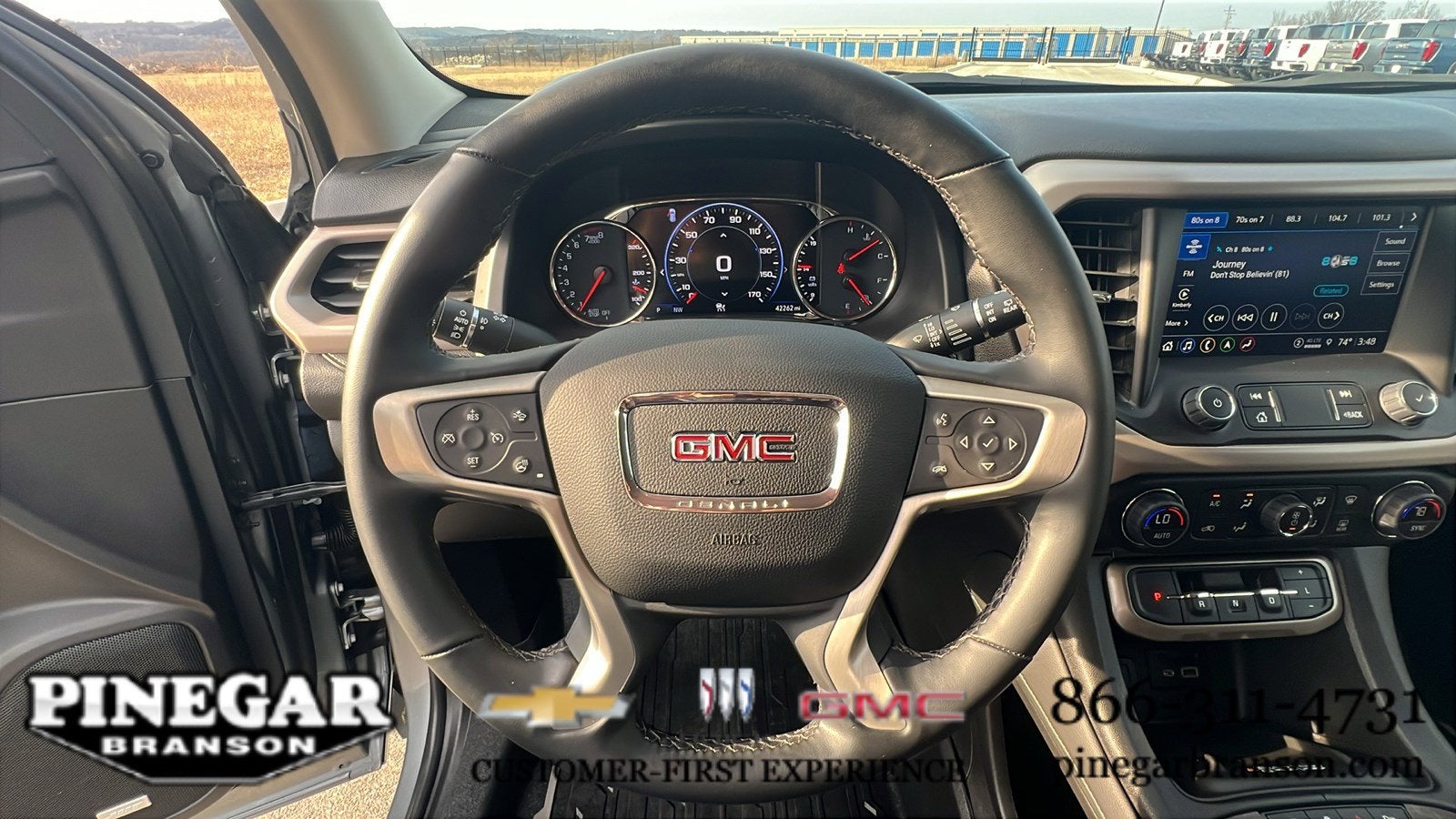 2023 GMC Acadia Denali