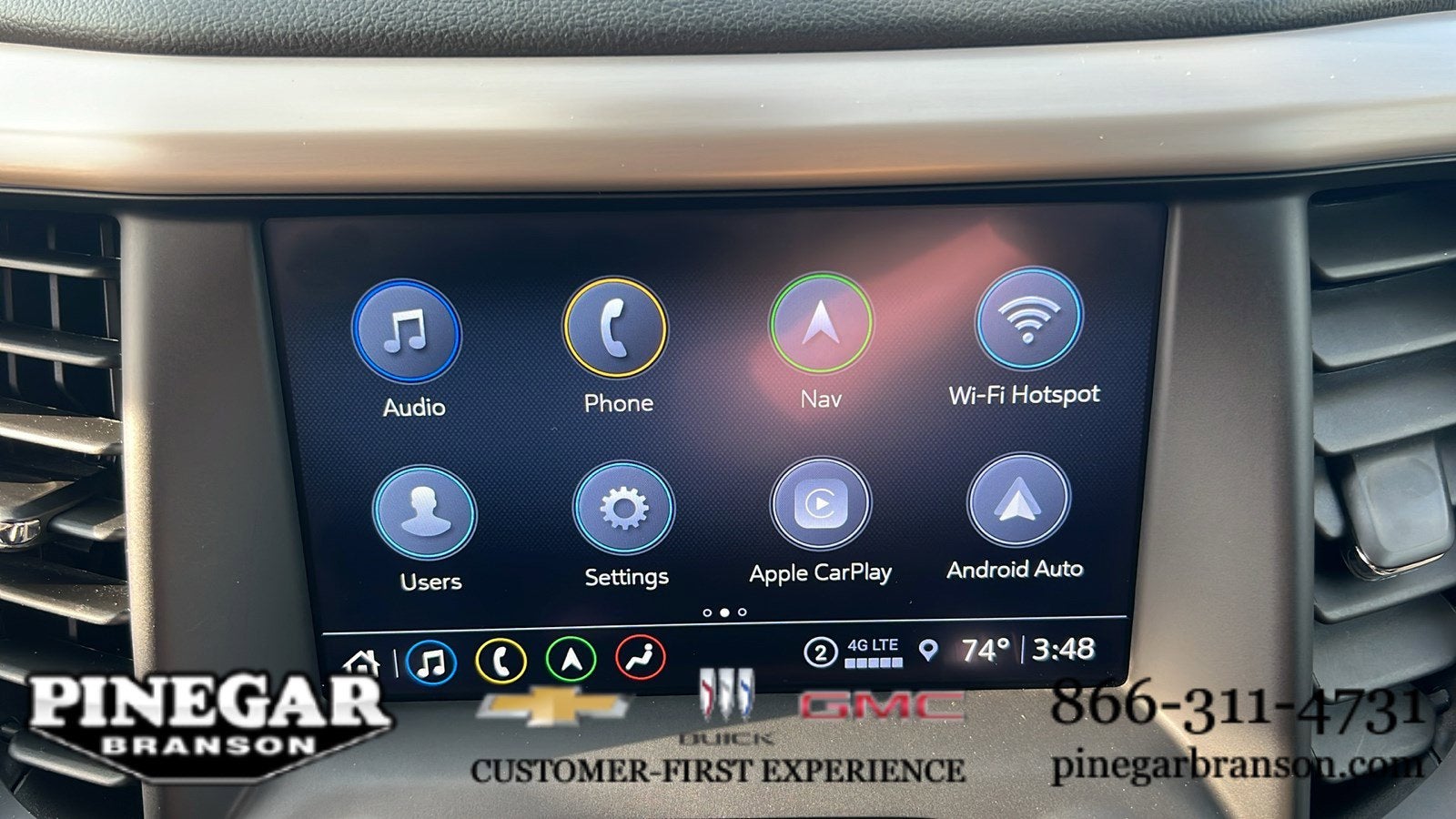 2023 GMC Acadia Denali