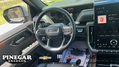 2025 GMC Yukon XL Denali