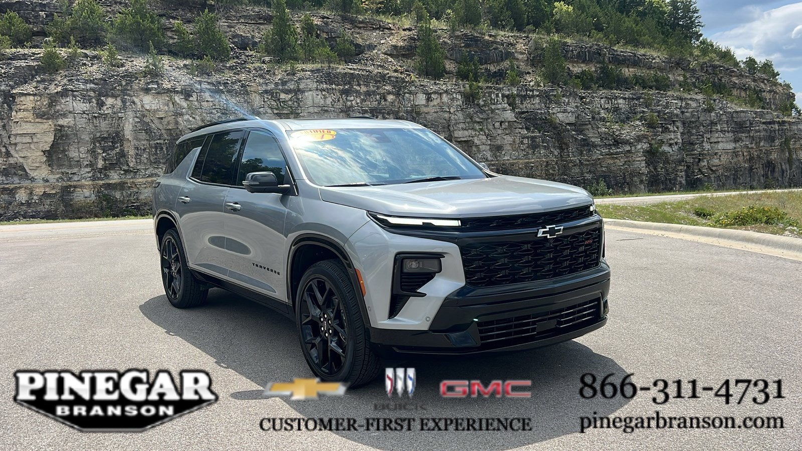 2024 Chevrolet Traverse RS