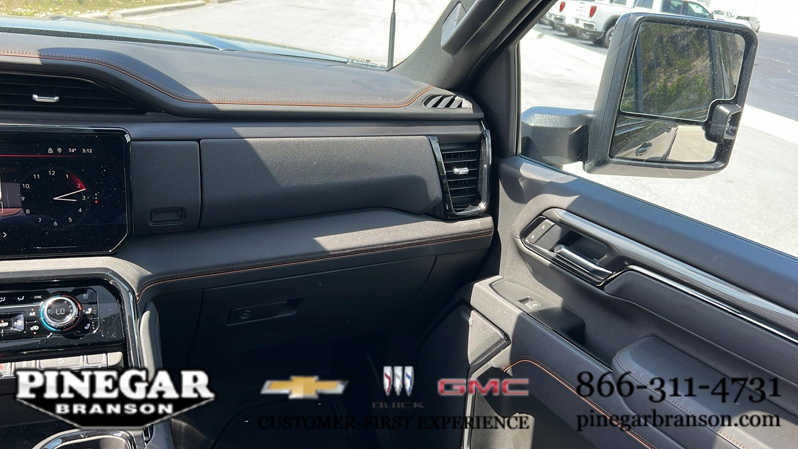 2025 GMC Sierra 2500 HD AT4