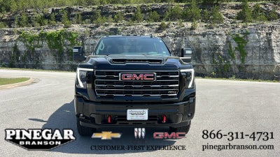 2025 GMC Sierra 2500 HD AT4