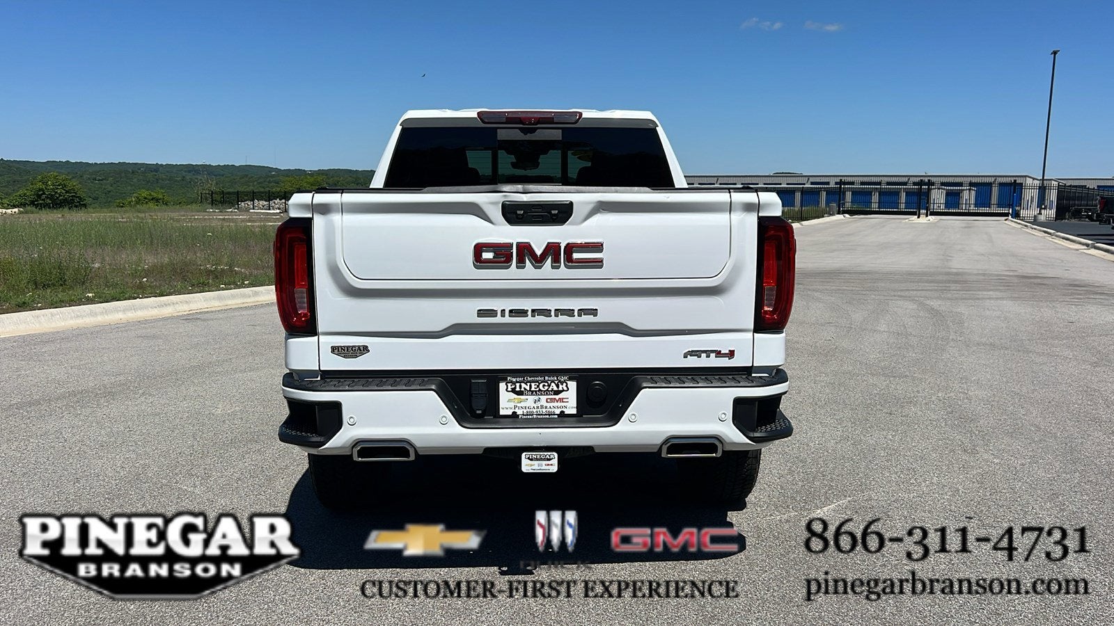 2023 GMC Sierra 1500 AT4