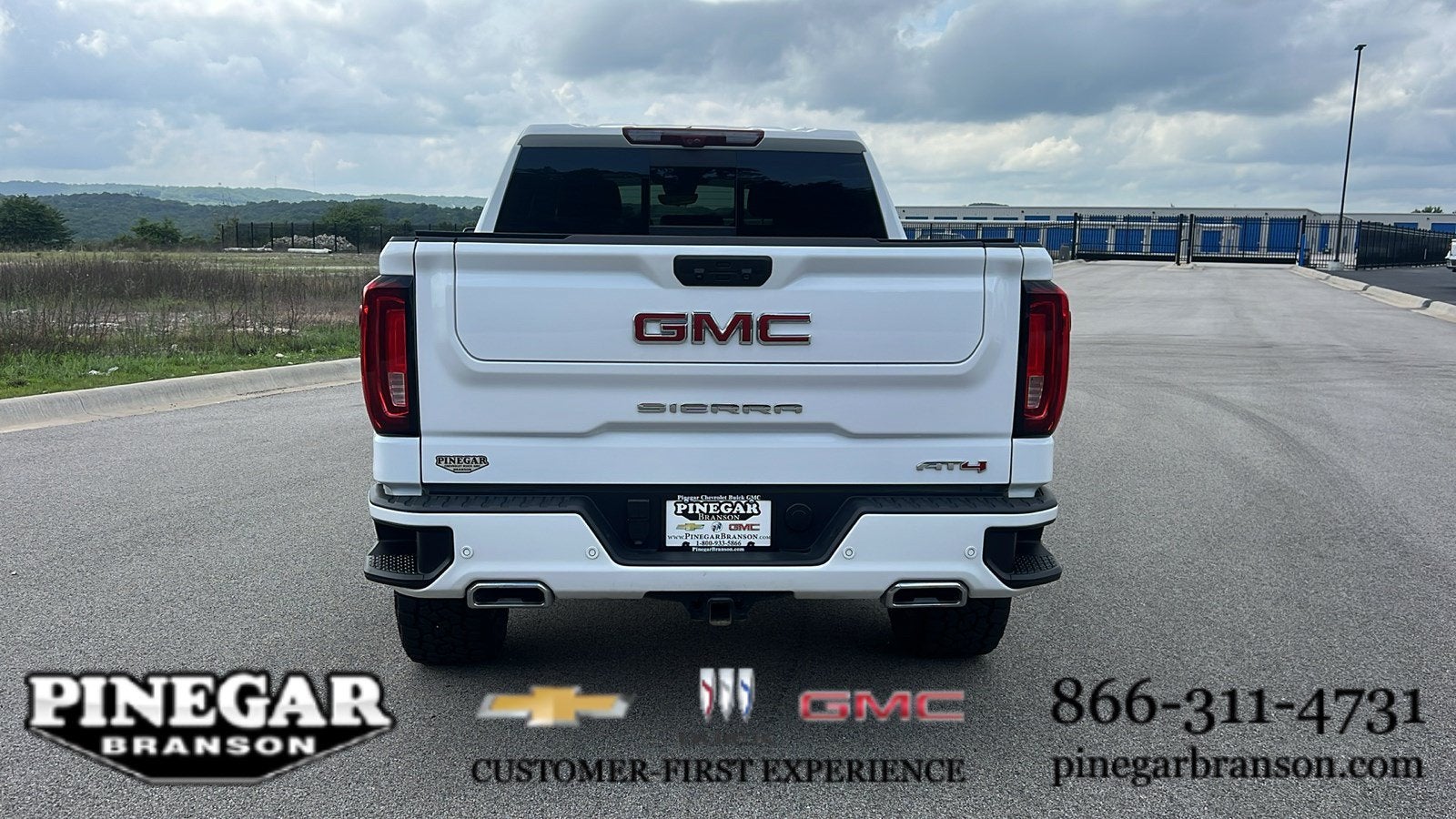 2024 GMC Sierra 1500 AT4