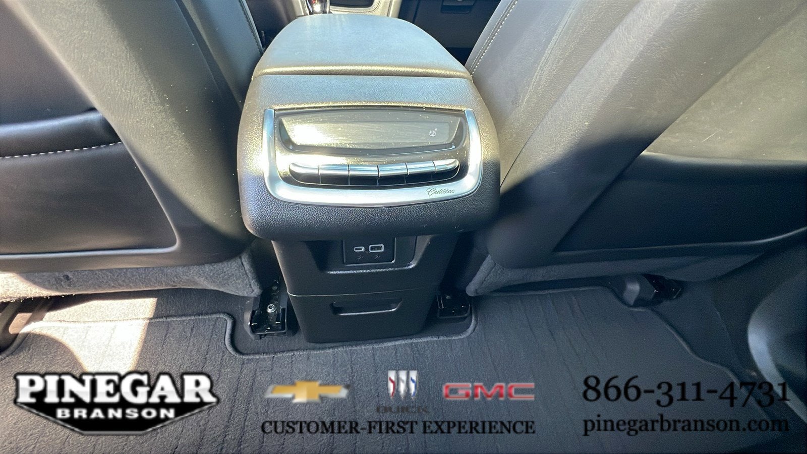 2022 Cadillac XT6 Sport