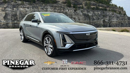 2024 Cadillac LYRIQ Luxury 3