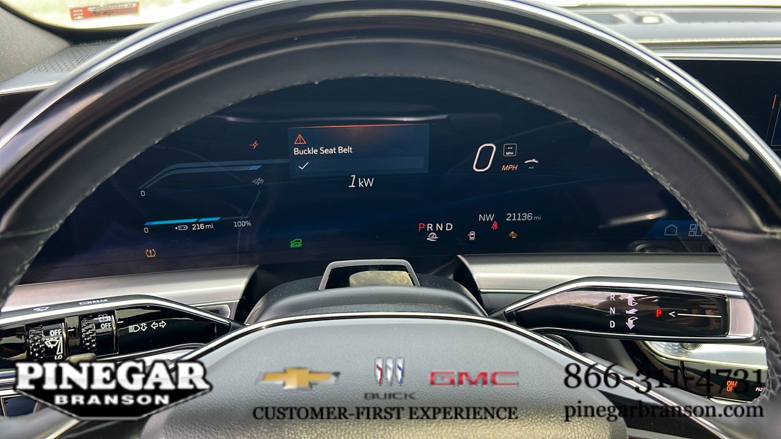 2024 Cadillac LYRIQ Luxury 3