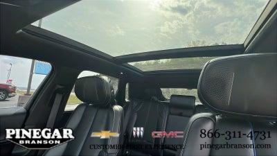 2024 Cadillac LYRIQ Luxury 3