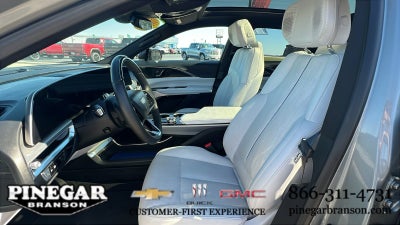 2024 Cadillac LYRIQ Sport 2