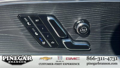2024 Cadillac LYRIQ Sport 2