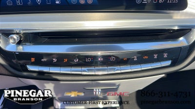 2024 Cadillac LYRIQ Sport 2