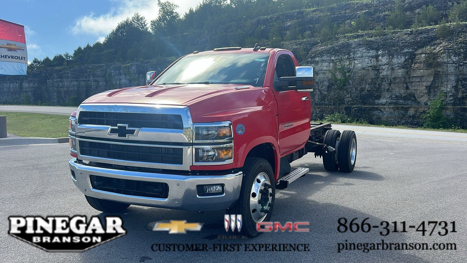 2020 Chevrolet Silverado 6500 HD LT